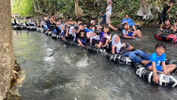 Paket Gathering Nila Productions: Menikmati harmoni alam dan keseruan wisata air merakyat