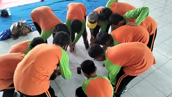 Permainan kreatif untuk pembentukan karakter dan kemandirian anak didik