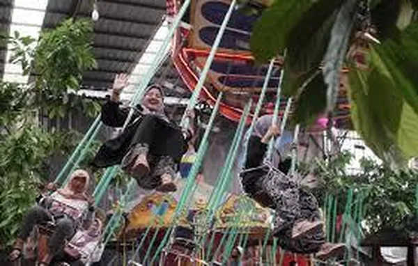 Edukasi industri: Siswa belajar proses pengolahan cokelat dari hulu ke hilir