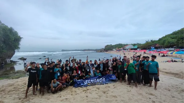 Wisata sejarah: Eksplorasi relief dan kemegahan Candi Prambanan yang legendaris