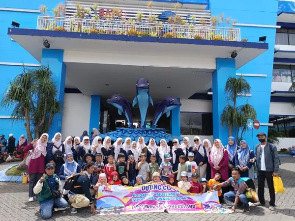 Wahana air ramah anak yang aman untuk rombongan wisata sekolah dasar dan TK