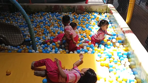 Kegiatan luar ruangan yang menyenangkan dengan anggaran wisata yang efisien